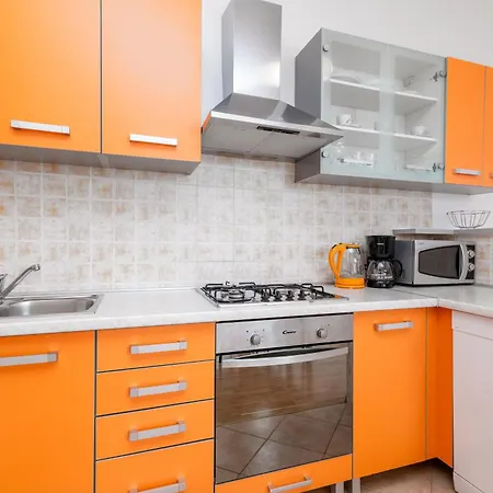 Tena & Ema Apartments *