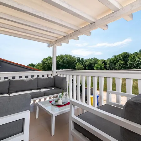 아파트 Tena & Ema Apartments Ližnjan